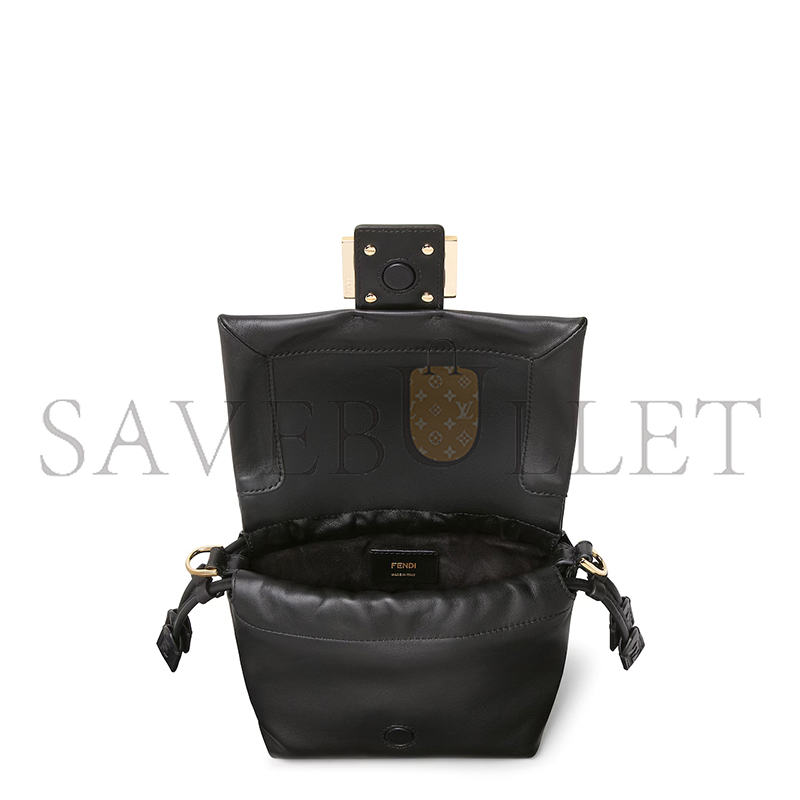 FENDI MAMMA BAGUETTE SMALL 8BS105ABVEF0KUR (16*13*10cm) FENDI MAMMA BAGUETTE SMALL 8BS105ABVEF0KUR (16*13*10cm)